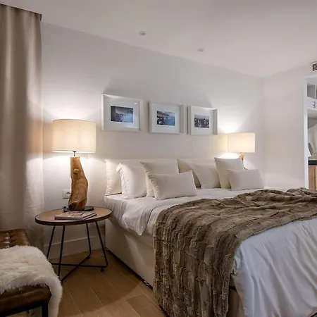 Grand Intense With High End Beachfront *