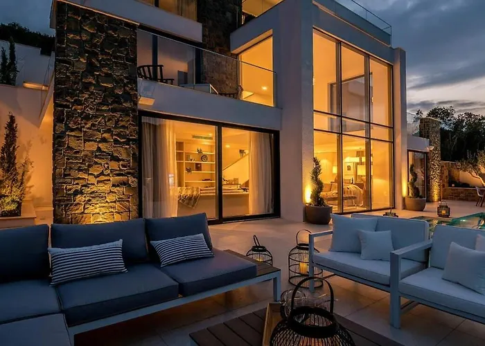 Grand Intense With High End Beachfront Korčula