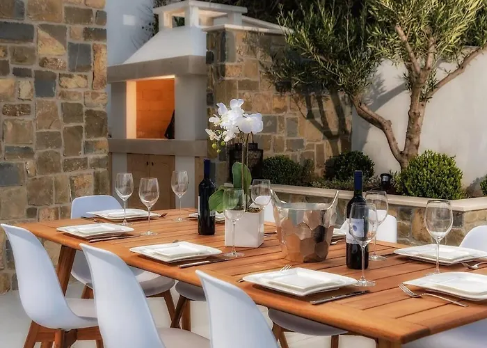 Villa Grand Intense With High End Beachfront *